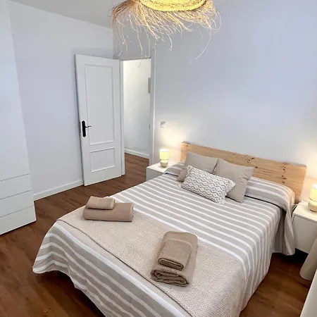 شقة Anahata Homes *